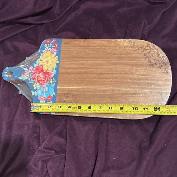 The Pioneer Woman Kitchen Nwt The Pioneer Woman Cutting Board